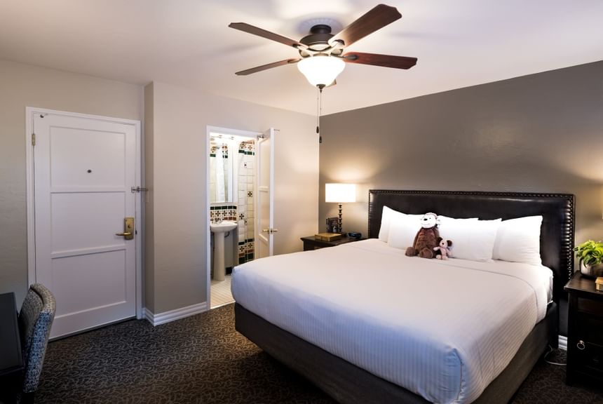Standard Room | Hotel Deals in Coronado | El Cordova Hotel