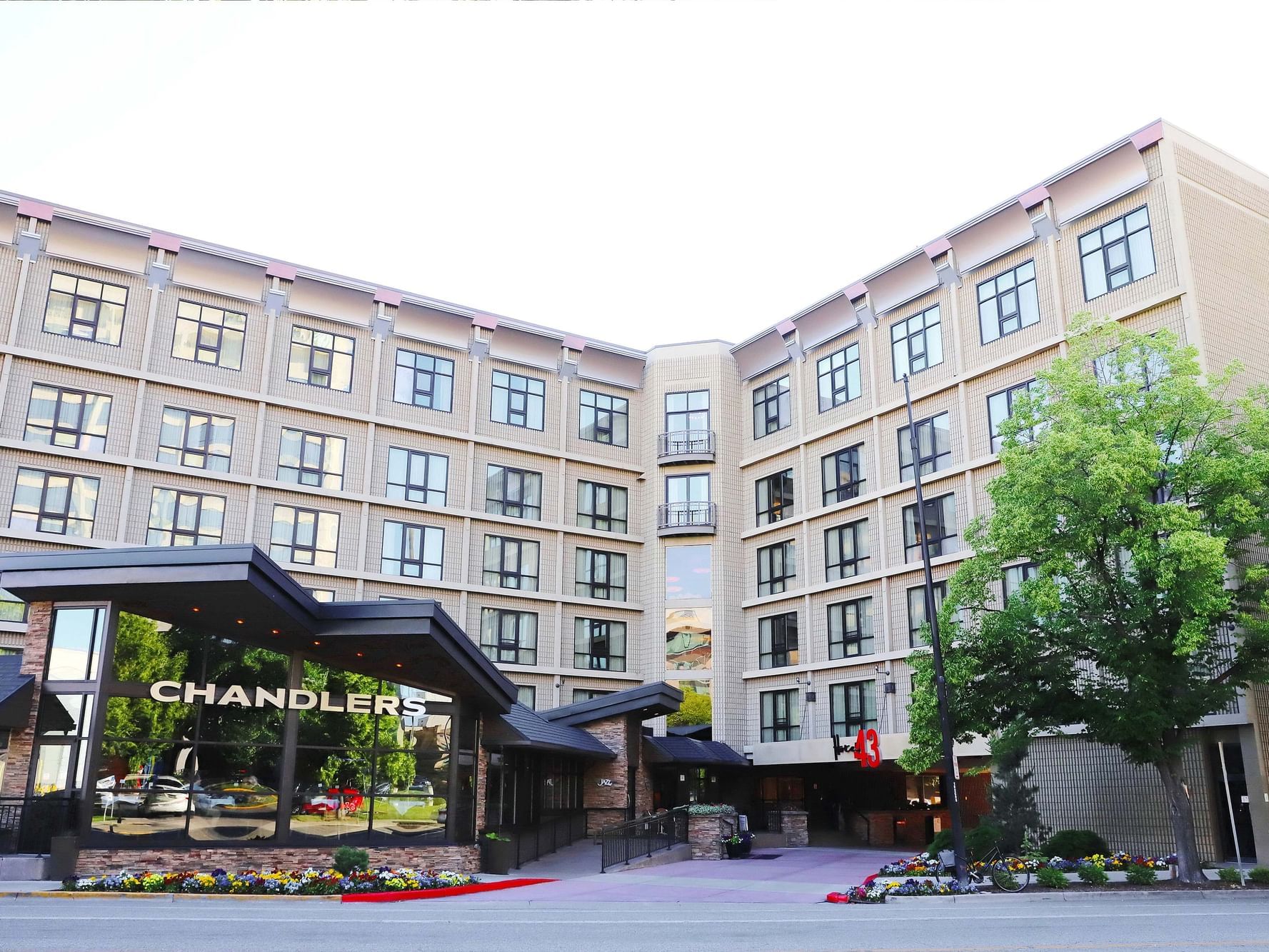 Exterior of the to Chandlers near The Grove Hotel