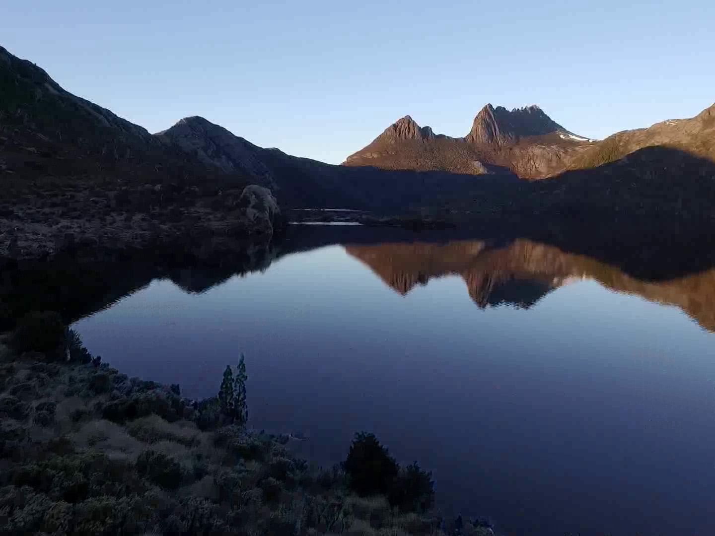 Dove Lake and the mountains near Cradle Mountain Hotel