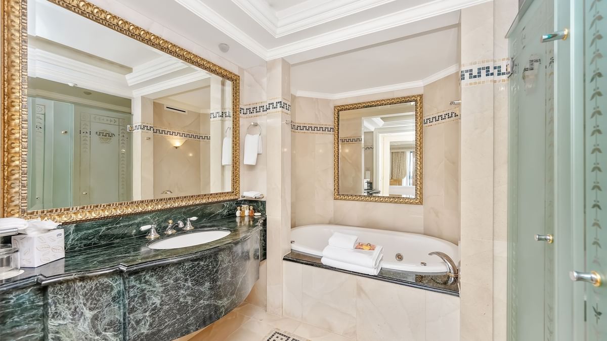 Bathroom in Superior Room at Imperial Gold Coast