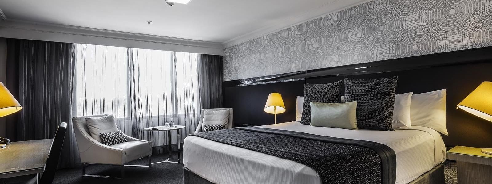 Deluxe Rooms at Pullman and Mercure King George Square Brisbane