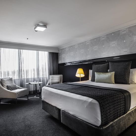 Rooms & Suites at Pullman and Mercure King George Square Brisbane 