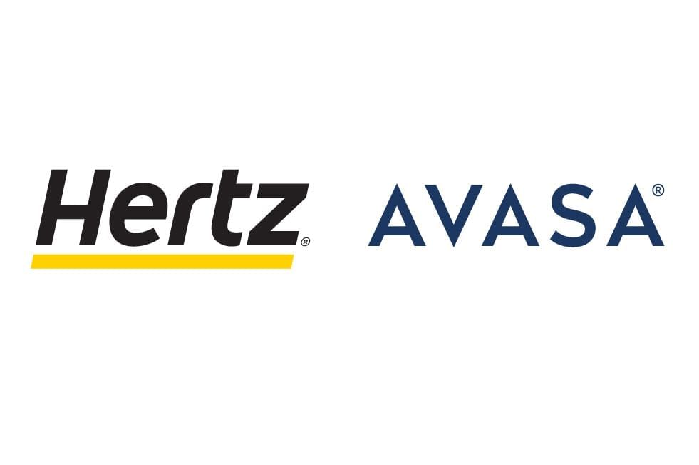 Logotipos de Hertz y Avasa utilizados en Fiesta Inn