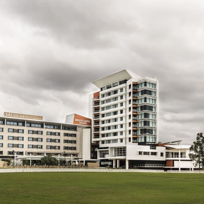 Hotel Exterior View at Mercure Sydney Liverpool 
