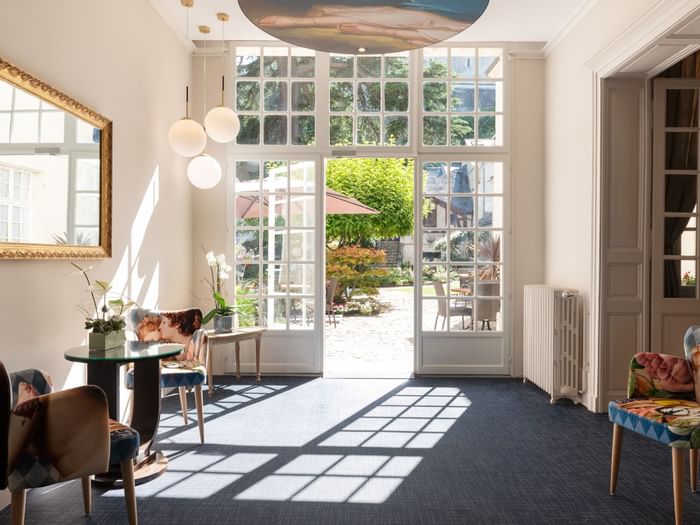 Hall at Hotel Anne d'Anjou in Saumur, France