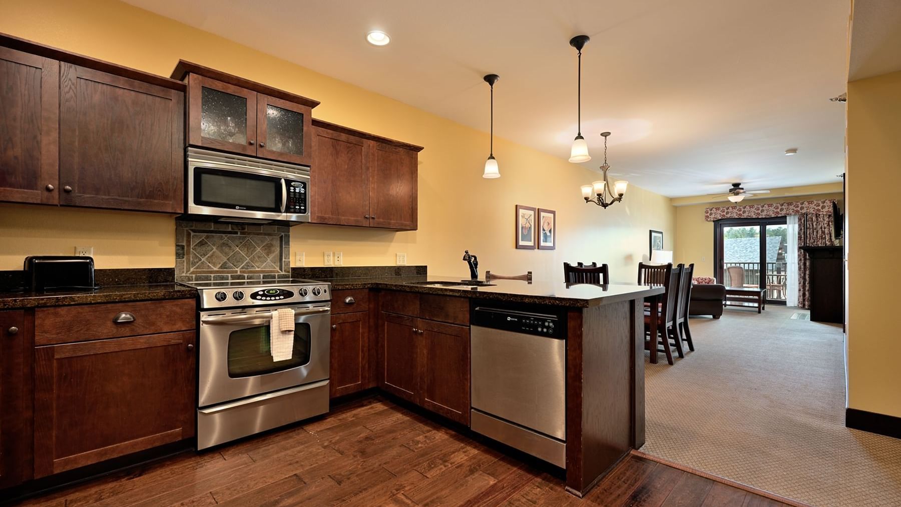 Two Bedroom, Two Bath Condo Chase On The Lake