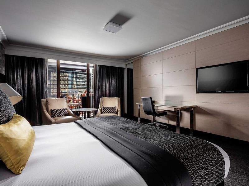 Deluxe King Balcony room at Pullman Brisbane King George Square