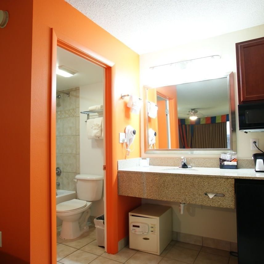 The Bathroom in a room at Flamingo Waterpark Resort