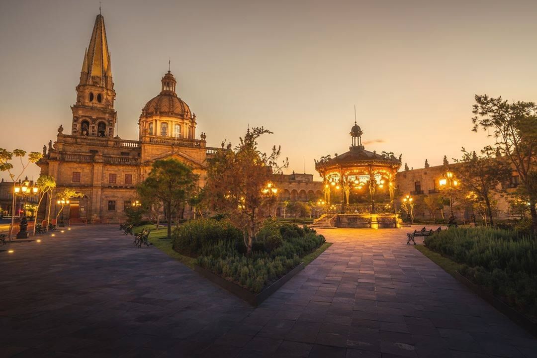 Guadalajara Cathedral & fireworks, Vista Express Guadalajara