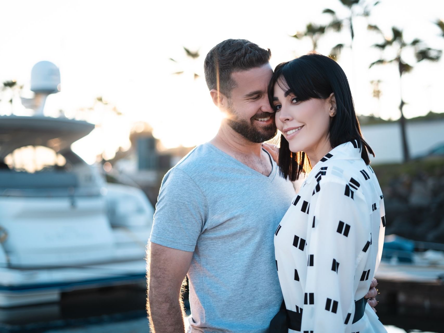 Couple on Honeymoon offer photo at Hotel Coral y Marina