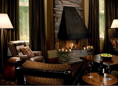 Lounge at the Twanoh Room in Alderbrook Resort & Spa