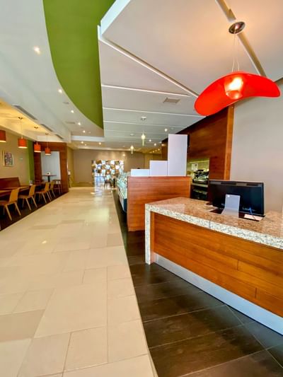 Modern interior of bright hallway area in MARlNN Restaurant at MARlNN Place Financial District