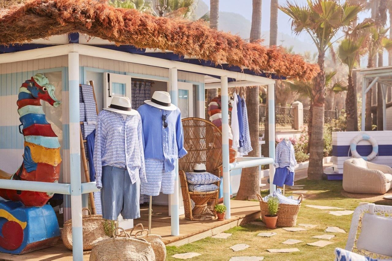 Boutique de playa con la colección exclusiva de Love Brand para Marbella Club