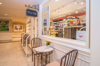  news café Sutton Place Vancouver