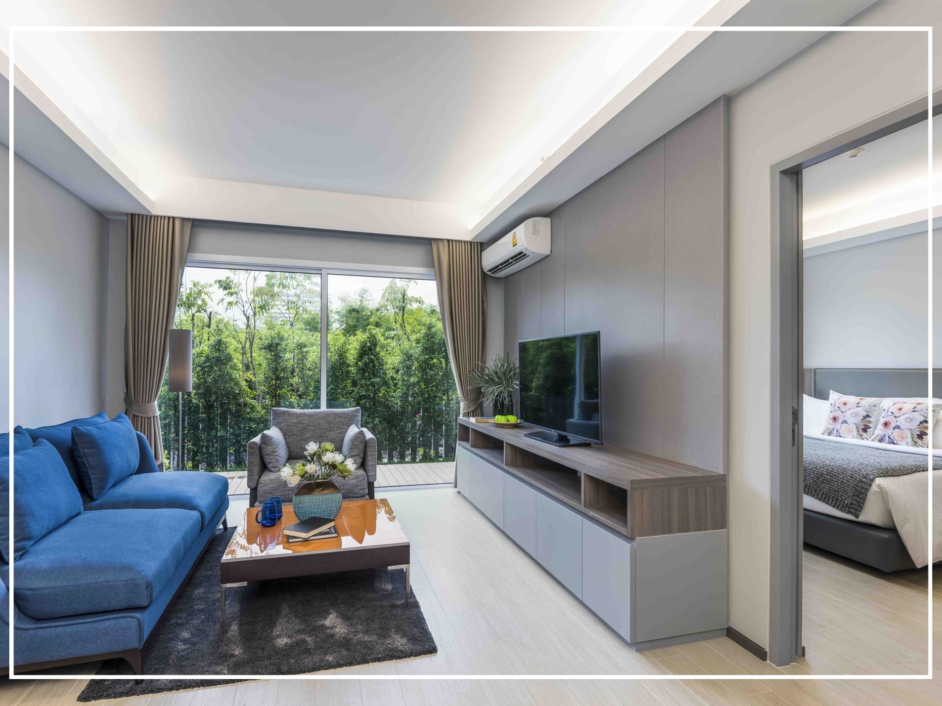 Living area of a room at Maitria Hotel Rama 9