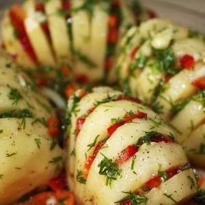 Sliced, seasoned potatoes served in a restaurant near Lake Buena Vista Resort Village & Spa