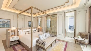 Penthouse Suite with Lounge Access in a hotel near BTS Skytrain