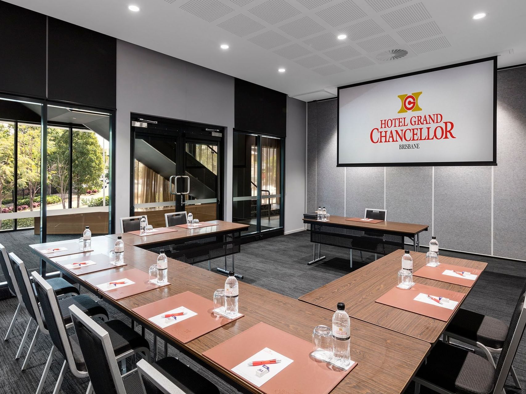 U-shape table set-up in Meeting Room, Grand Chancellor Brisbane