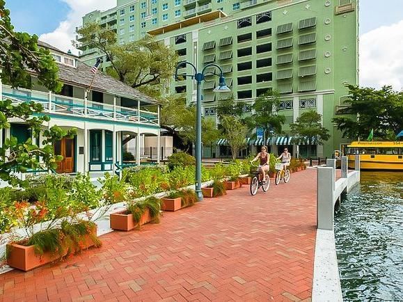 Riverwalk Fort Lauderdale - Boathouse At The Riverside