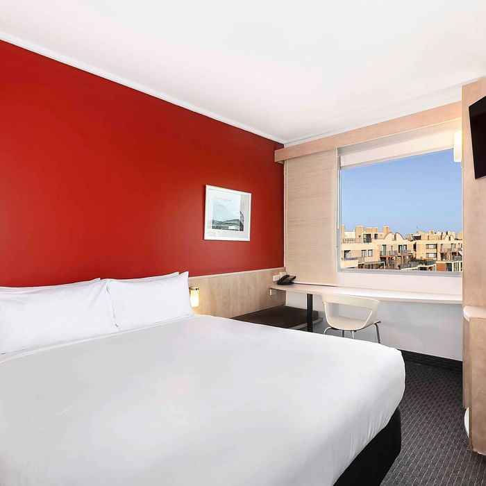 Standard Room, Pyrmont View, 1 Queen Bed
