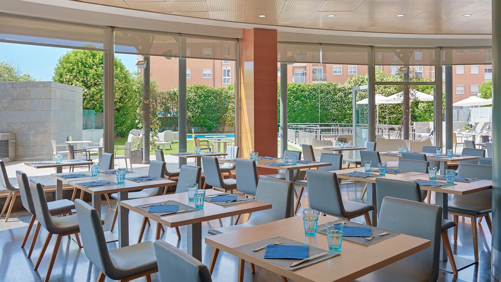 Restaurant at Ponient Vila Centric