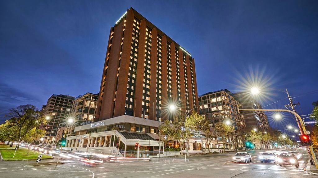 PULLMAN EXTERIOR VIEW