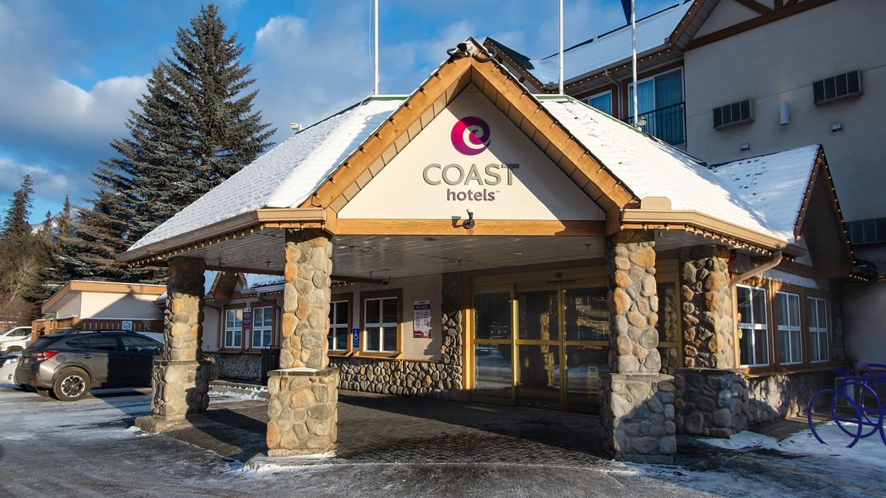 Exterior of Coast Canmore Hotel & Conference Centre