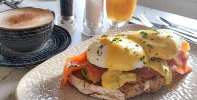 breakfast at easthampstead park in wokingham