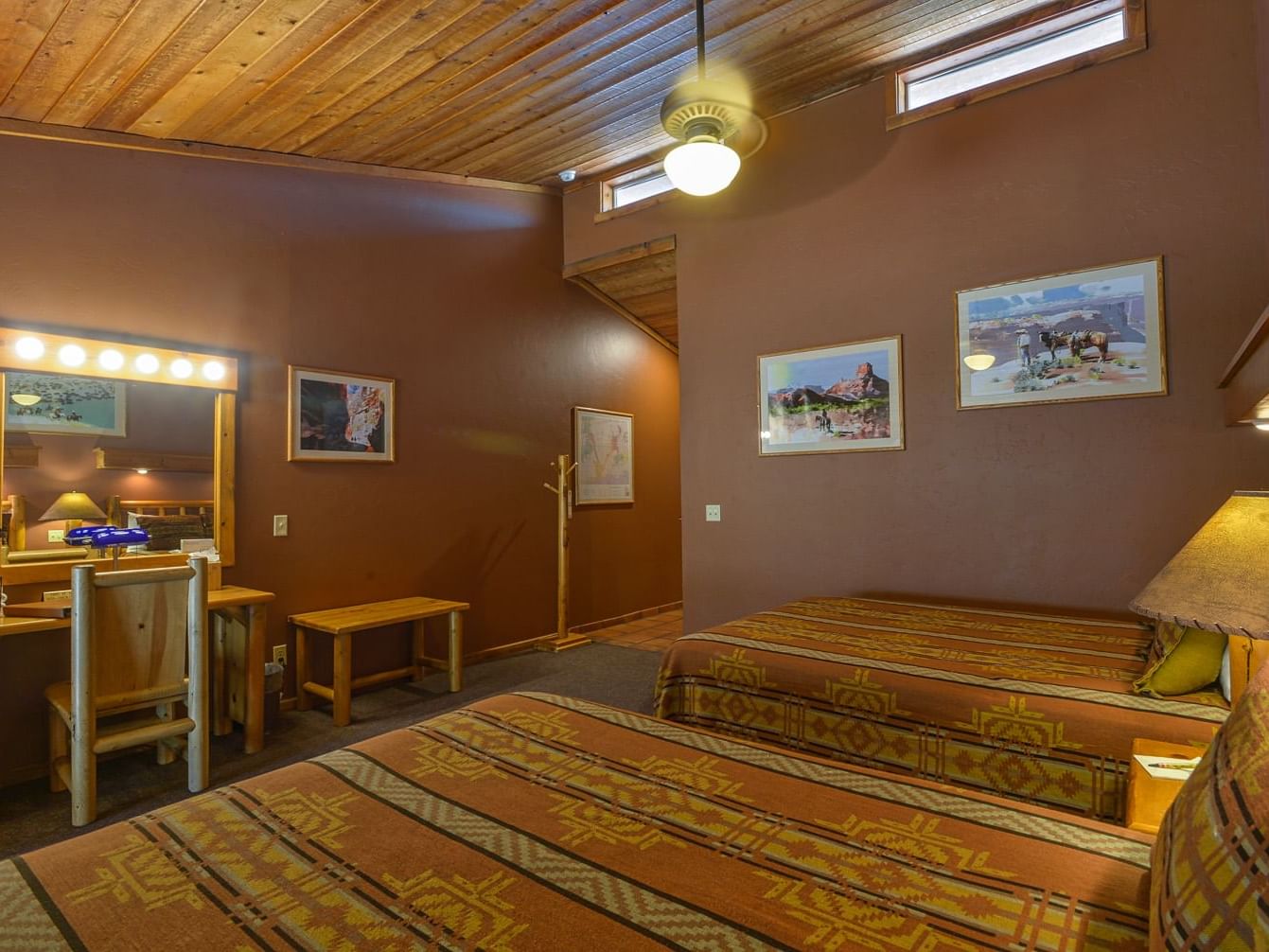 Creekside Queen Suite