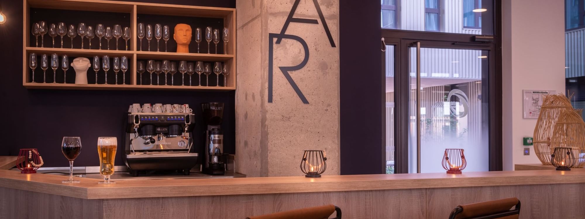 Close-up on the Counter of The Bar at Residence Le Monde