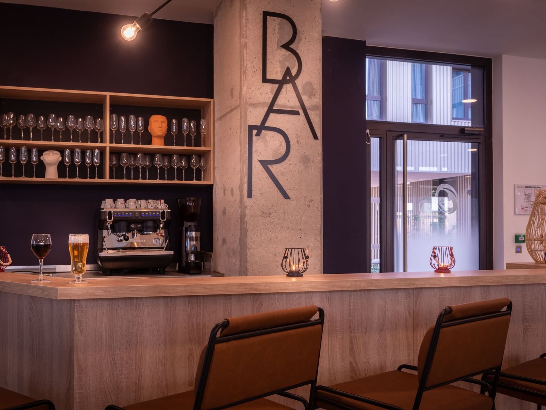 Close-up on the Counter of The Bar at Residence Le Monde