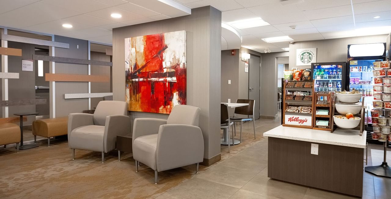 Hotel lobby and Sundries Shop