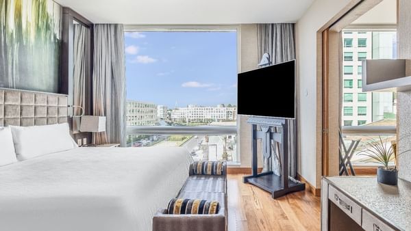 Master Suite, 1 King with city view at Fiesta Americana Travelty