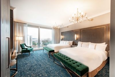   Queens Full Room Waterview The Sutton Place Hotel Halifax