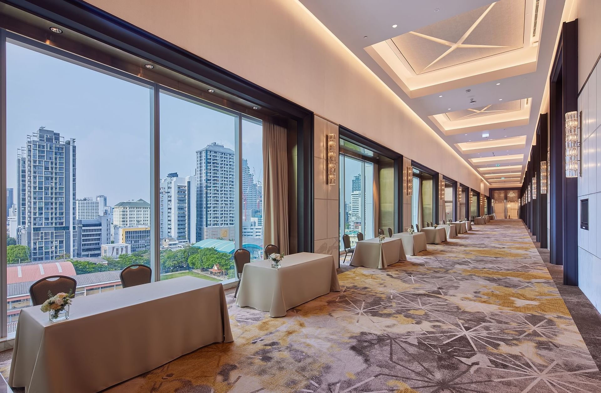 Meeting Rooms in Bangkok | Eastin Grand Hotel Phayathai | ห้องประชุม พญาไท