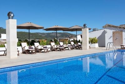 Erfrischender Pool mit Bergblick Tramuntana - Penthouse-Pool