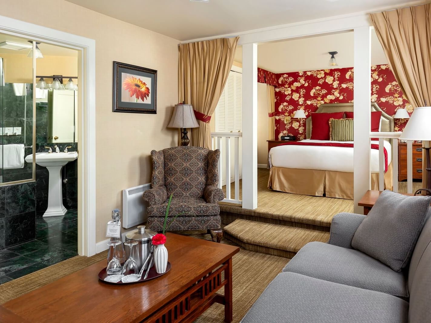 Ruby Queen Room