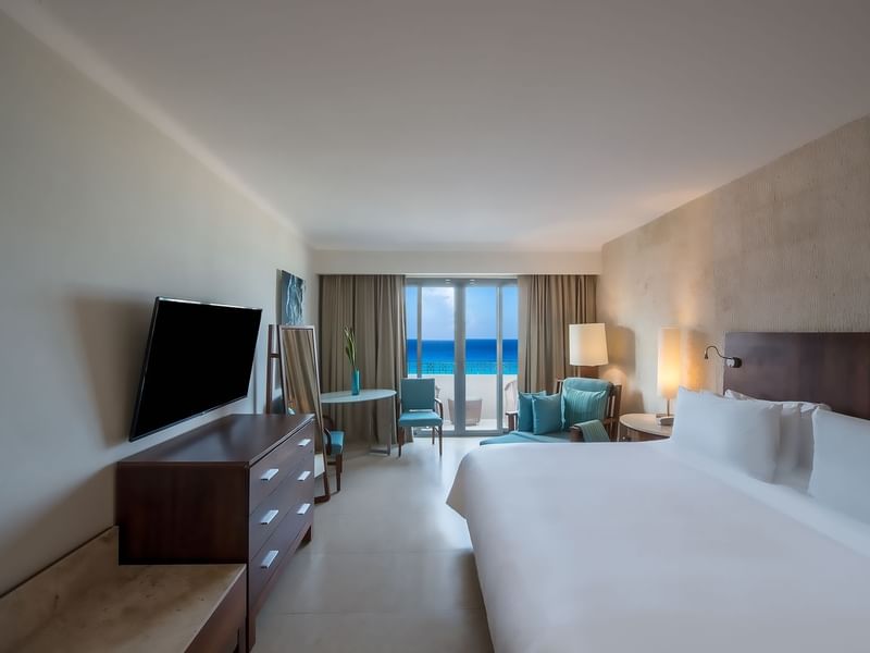 Premium Ocean Front 1 King at Fiesta Americana Condesa Cancún