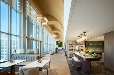 Premier Club Lounge on Level 19 (Day View)
