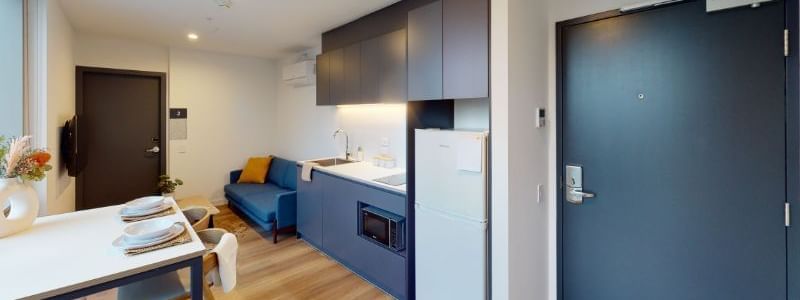 Unilodge-Melbourne-CBD-2-Bedroom-Kitchen