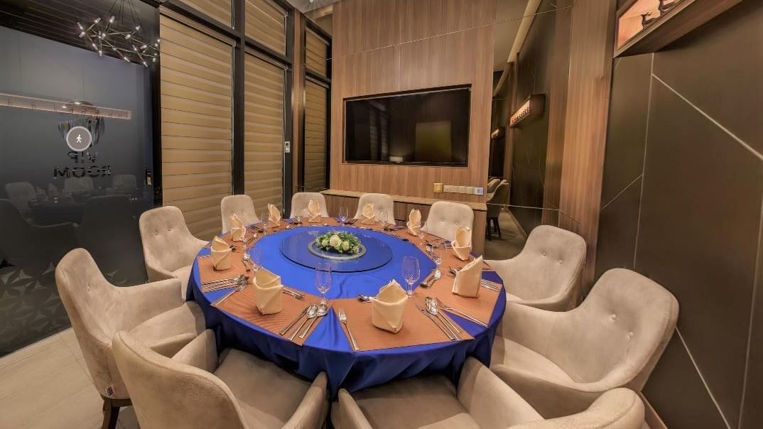 Banquet dining table arranged with chairs in Pendas Cafe at Sunway Hotel Big Box