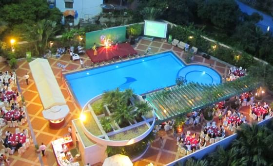 Halong Plaza Hotel Poolside BBQ