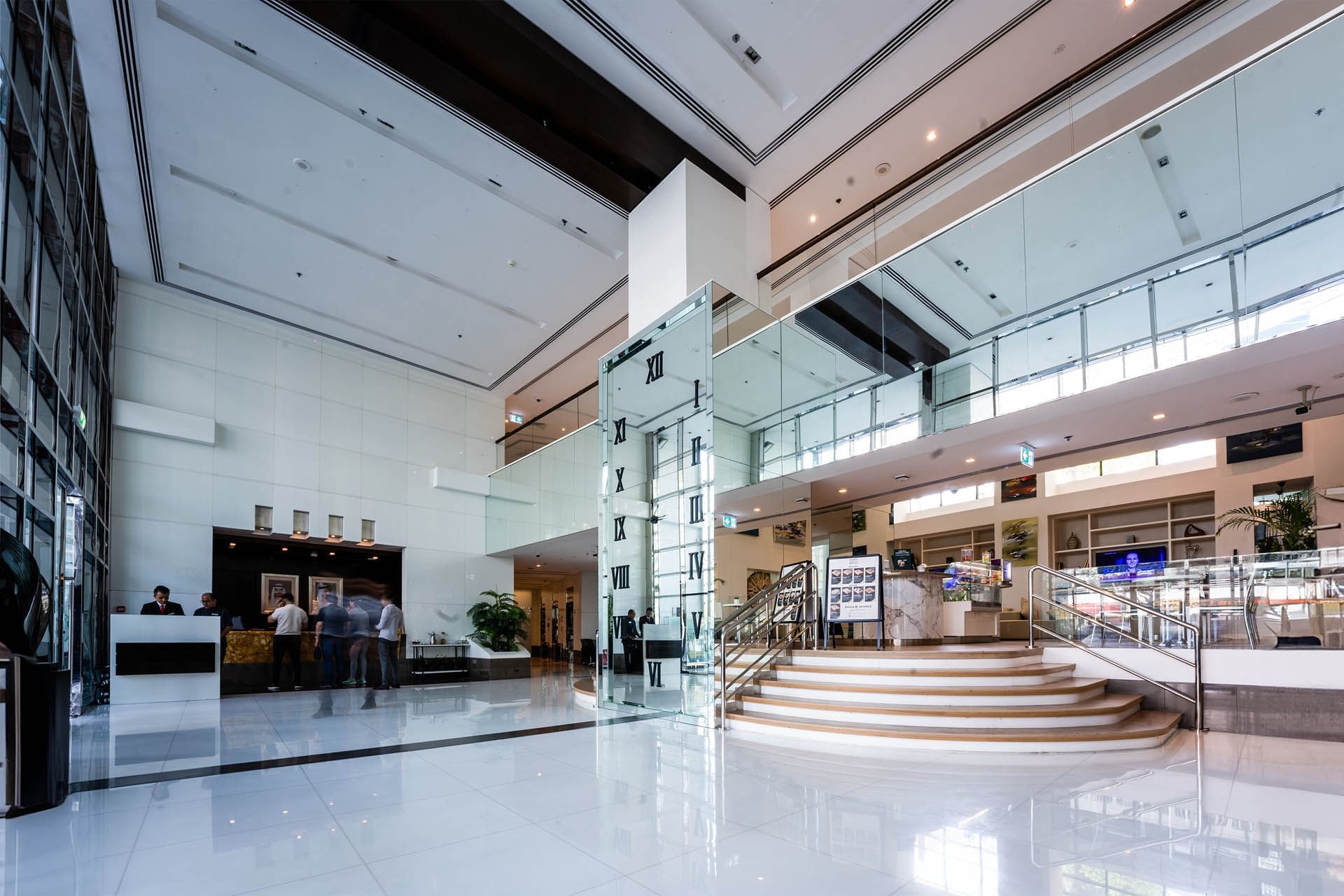 Waves Pool Lounge, Dubai Media City 2