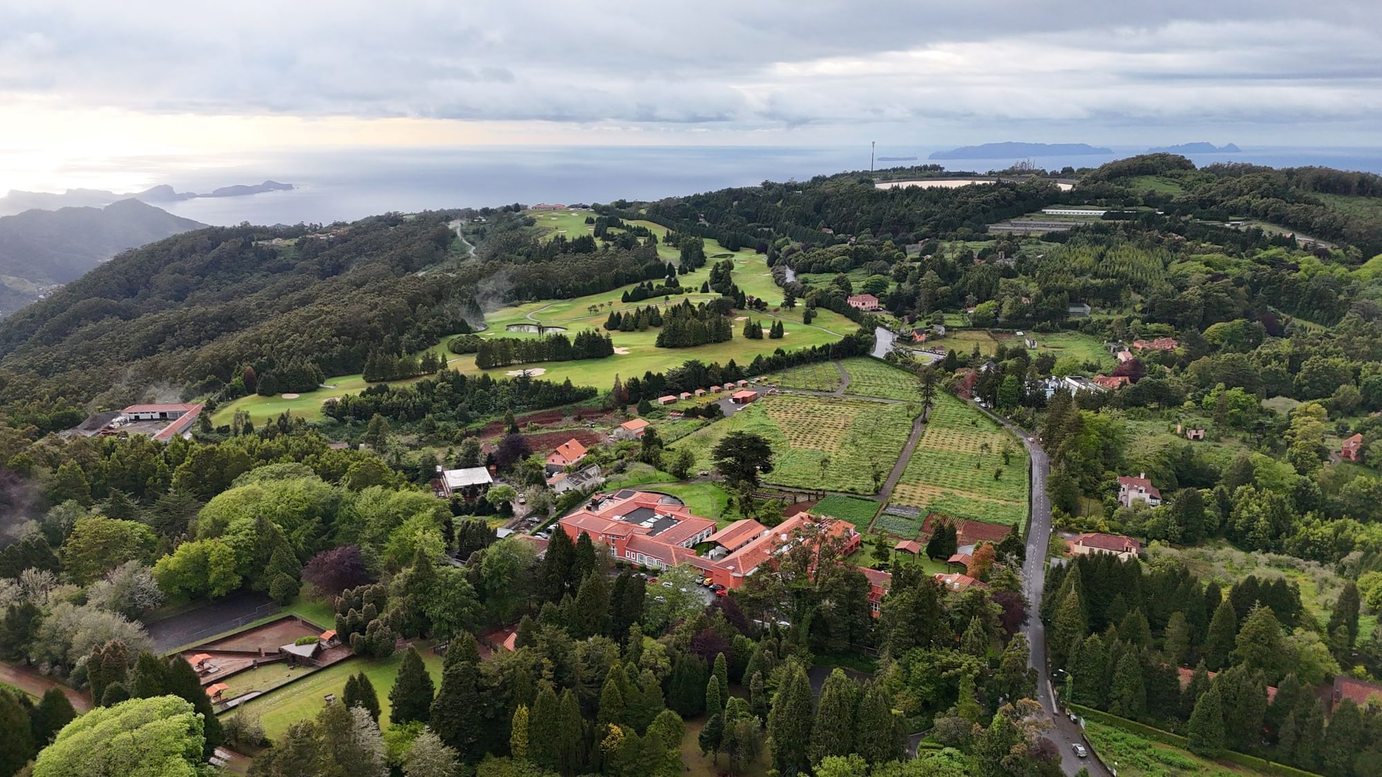 Clube de Golf Santo da Serra has unveiled a historic partnership with Enotel Santo da Serra, blending world-class golf with luxury hospitality. 