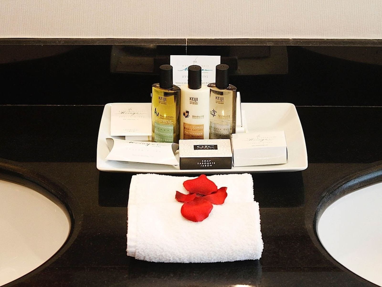 Ensemble d'articles de salle de bain