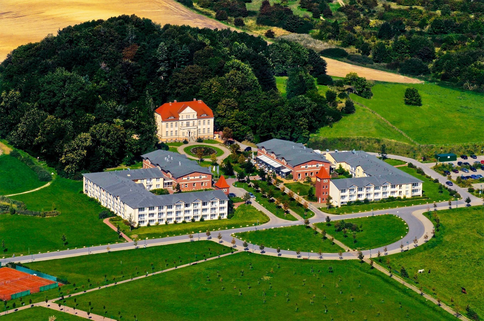 building and garden of Precise Resort Rügen