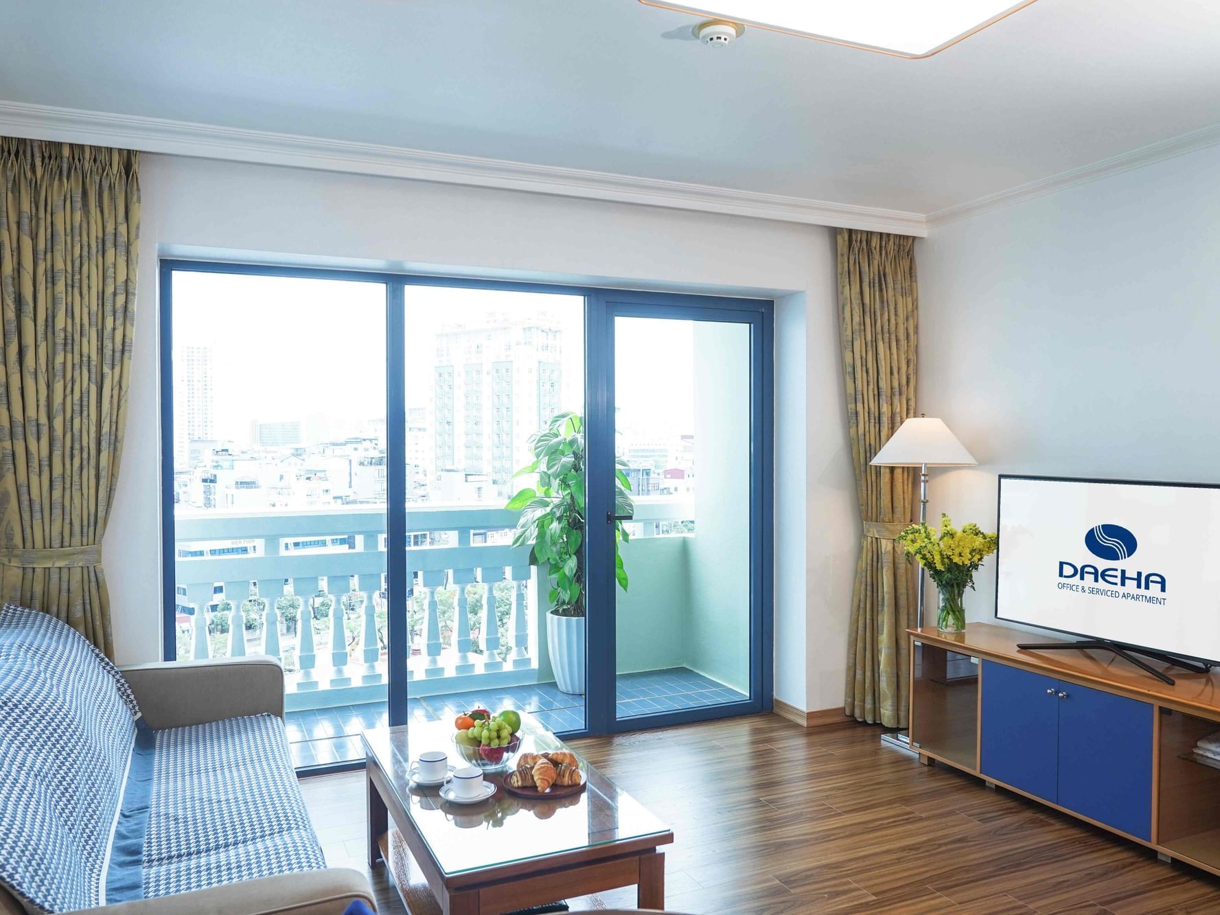 Four bedroom apartment living area at Hanoi Daewoo Hotel