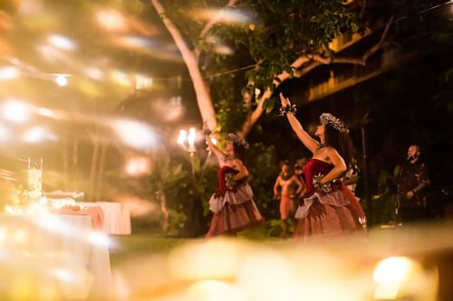 Hawaiian dancers performing at Ka'anapali Beach Hotel Hawaii