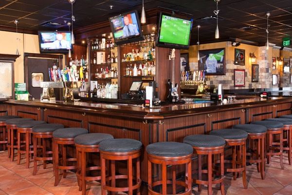 Bar counter of Frankie Farrell’s Irish Pub & Grille at Lake Buena Vista Resort Village & Spa