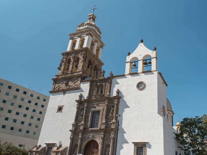 Low-angle view of Catedral de Irapuato near One Hotels